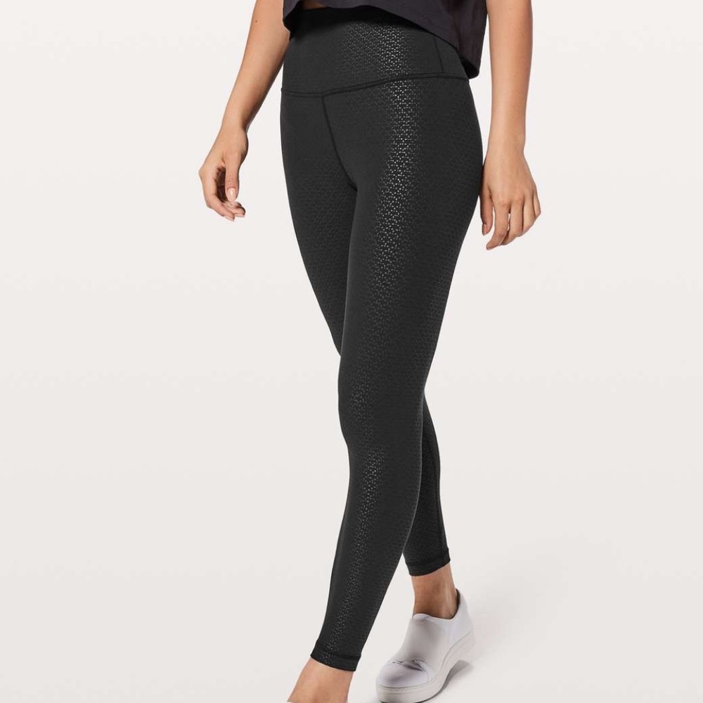 Lululemon 25” Align Embossed Black Leggings